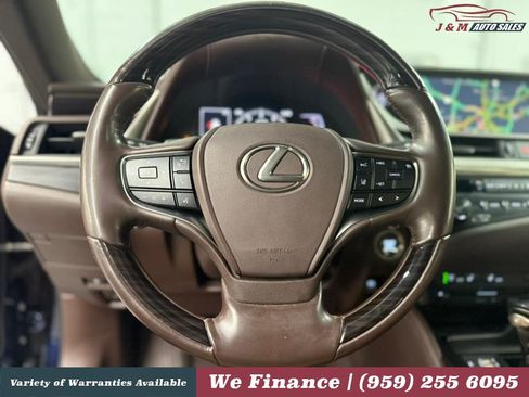 Used 2019 Lexus ES 350 w/ Premium Package FWD image 25
