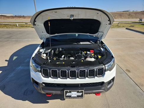 Used 2024 Jeep Compass Trailhawk image 29