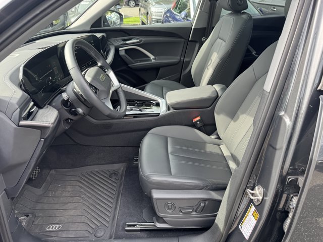 Used 2025 Audi Q5 Premium w/ Convenience Package AWD/4WD image 27