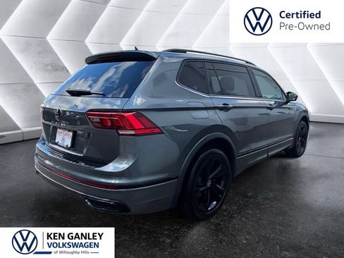 Certified 2023 Volkswagen Tiguan SE R-Line FWD image 4