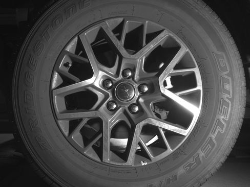 Used 2025 Jeep Wrangler Sahara image 12