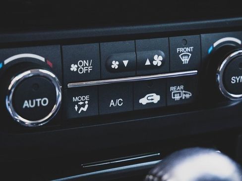 Used 2013 Acura ILX image 11