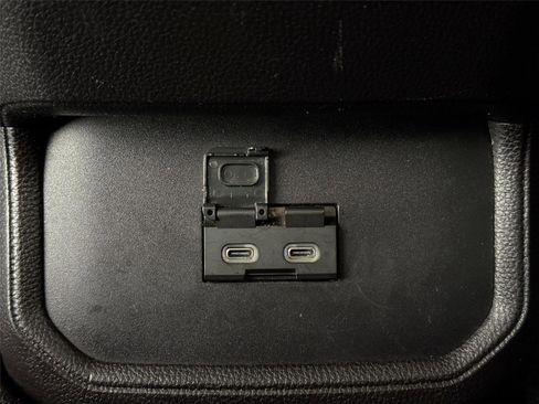 Certified 2022 Toyota Highlander LE image 33