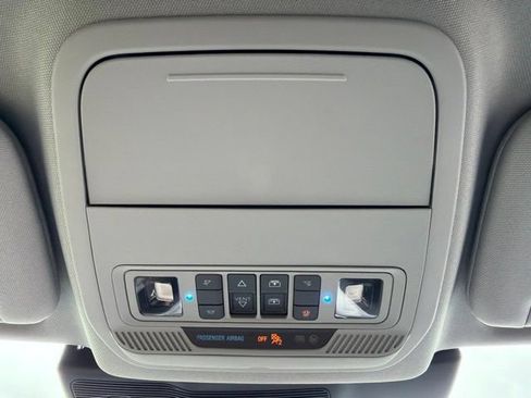 Certified 2023 Ford Explorer XLT w/ Equipment Group 202A AWD/4WD image 39