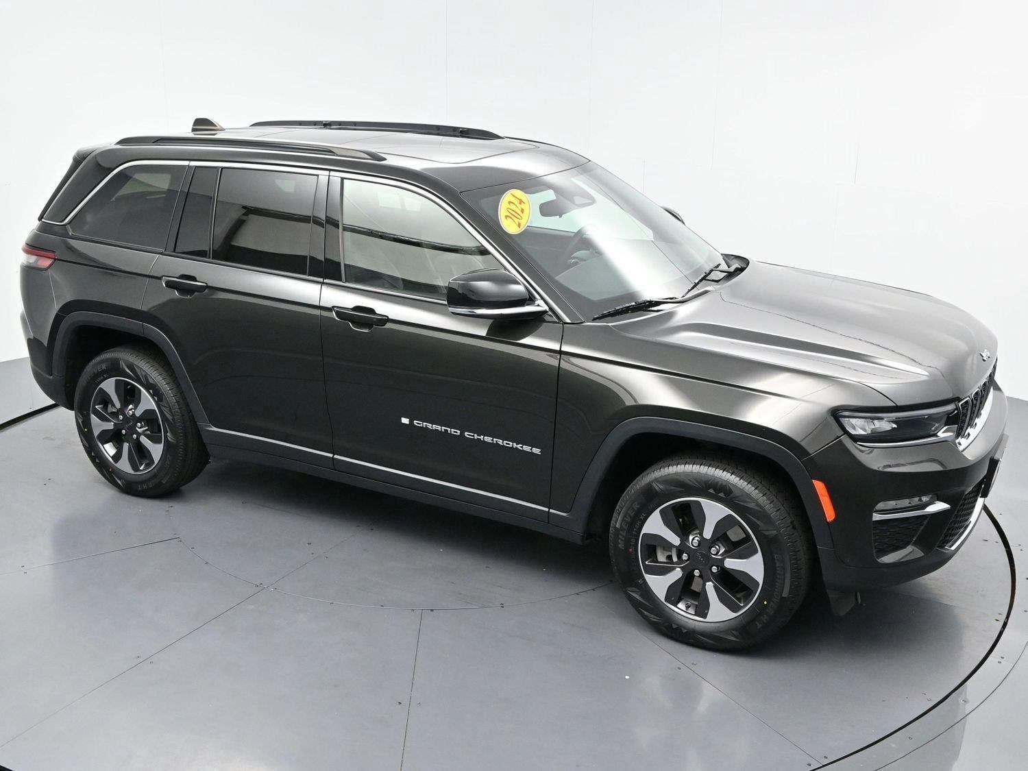 Used 2024 Jeep Grand Cherokee Limited 4xe AWD/4WD image 42