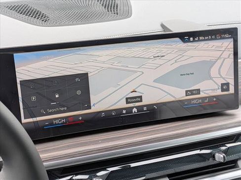 New 2026 BMW X7 xDrive40i w/ Premium Package image 13