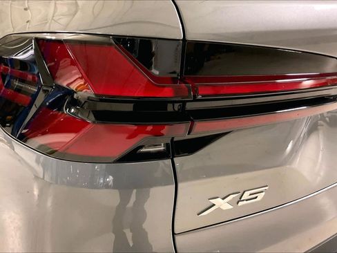 New 2026 BMW X5 sDrive40i w/ Climate Comfort Package image 14