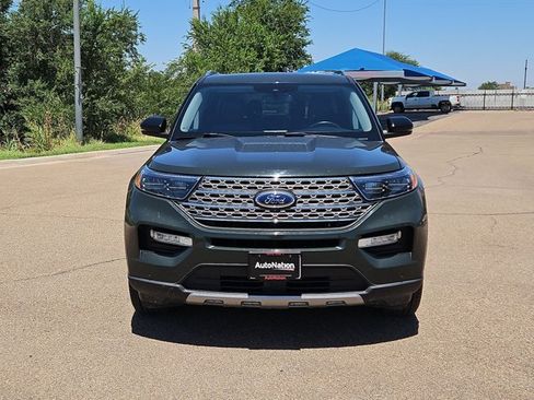 Used 2022 Ford Explorer Limited w/ Equipment Group 301A AWD/4WD image 2