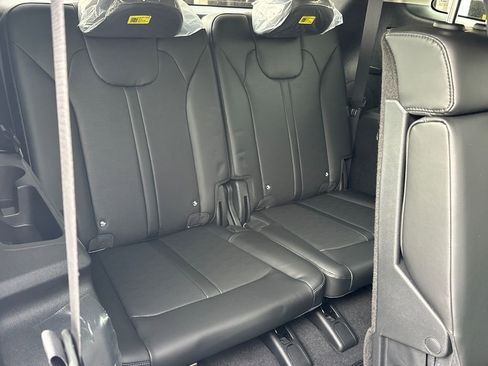 New 2026 Kia Sorento S image 14