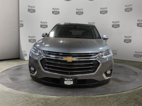 Used 2020 Chevrolet Traverse LT w/ LT Premium Package image 8