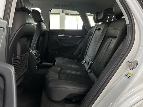 Used 2019 Audi Q5 2.0T Premium image 13