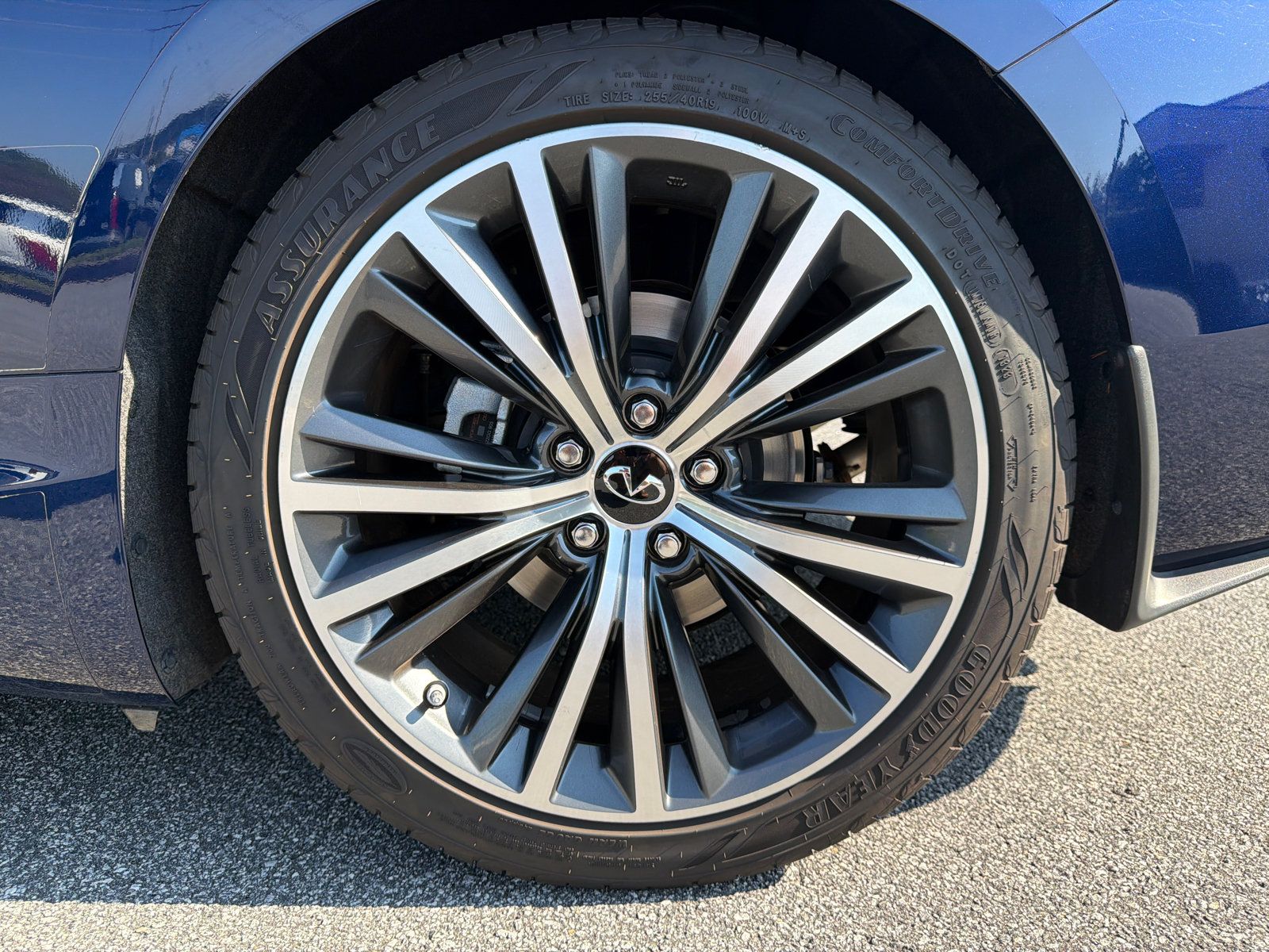 Used 2021 INFINITI Q60 3.0t Luxe w/ Cargo Package RWD image 18