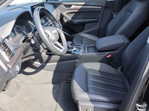 Used 2022 Audi Q5 2.0T Premium w/ Convenience Package image 48