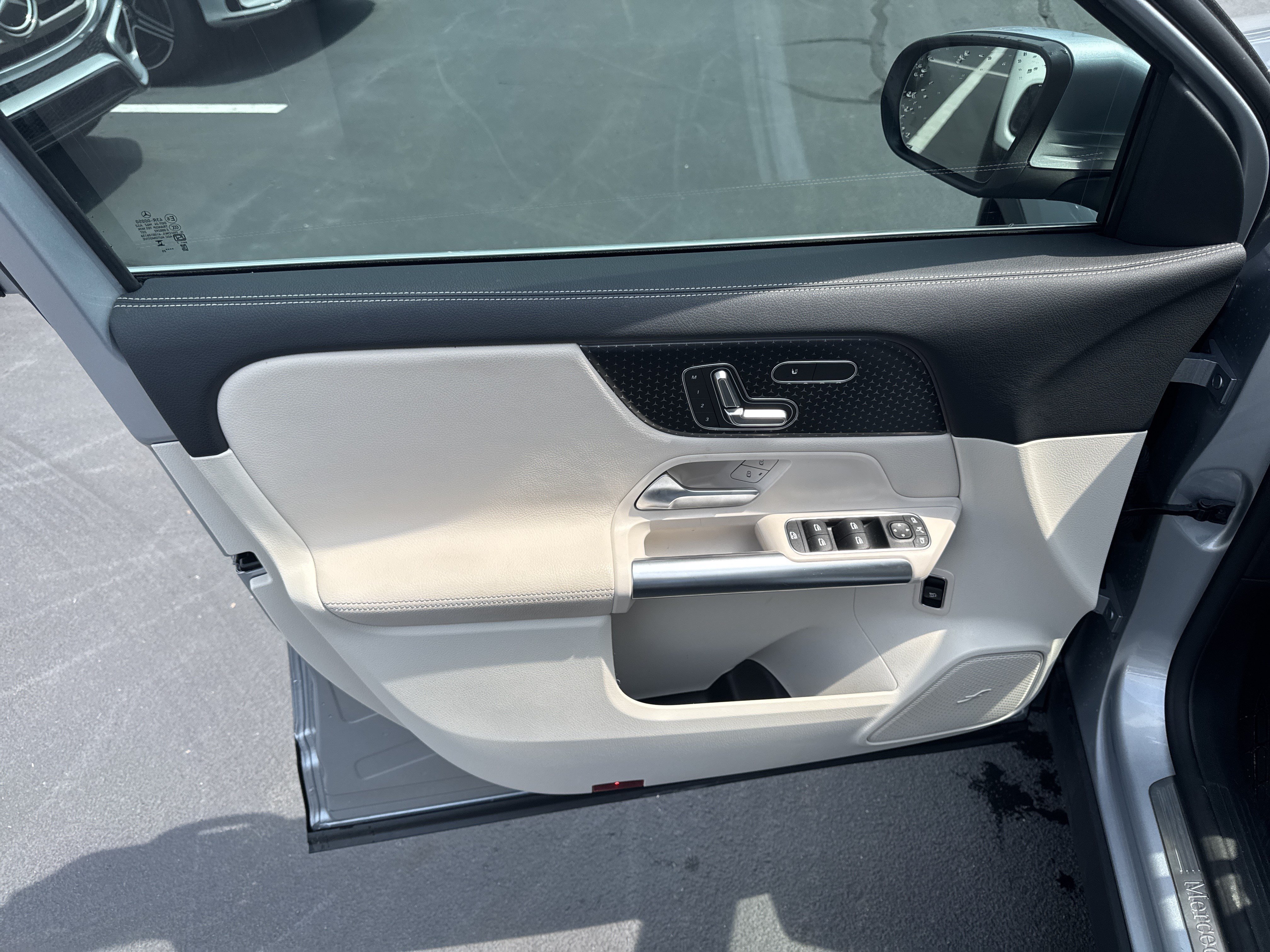 Used 2026 Mercedes-Benz GLA 250 4MATIC image 16