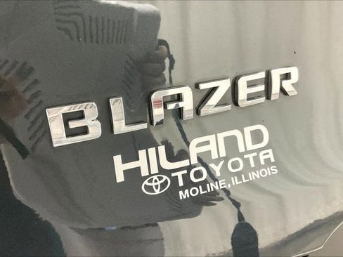 Used 2019 Chevrolet Blazer LT image 8