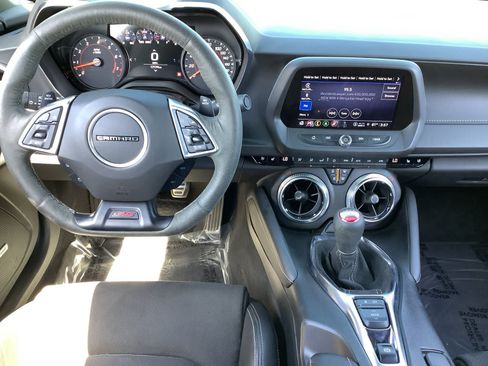 Used 2022 Chevrolet Camaro SS RWD image 10