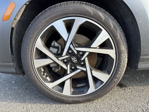 Used 2023 Hyundai Kona Limited image 9