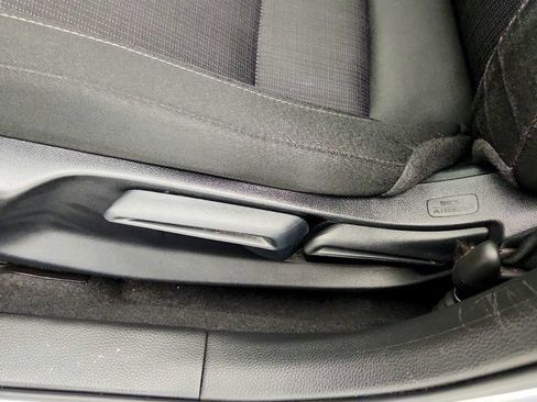 Used 2022 Honda Civic EX image 12