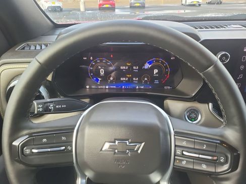 Used 2025 Chevrolet Colorado ZR2 image 14