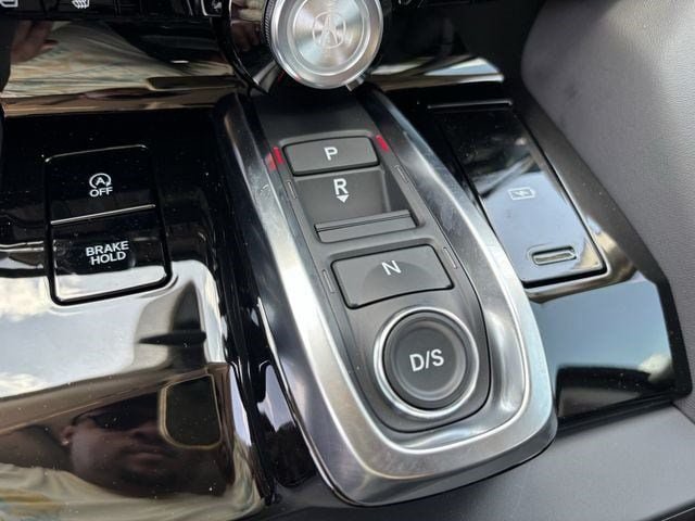 Used 2026 Acura MDX w/ Technology Package AWD/4WD image 18