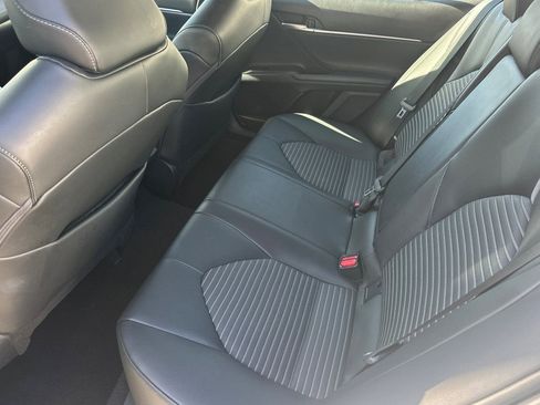 Used 2023 Toyota Camry SE image 13
