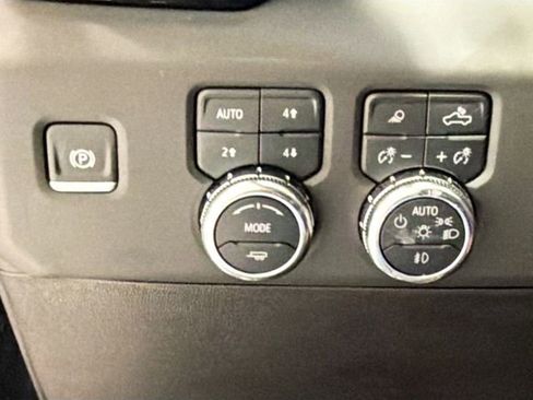 Certified 2025 GMC Sierra 1500 Denali Ultimate image 10