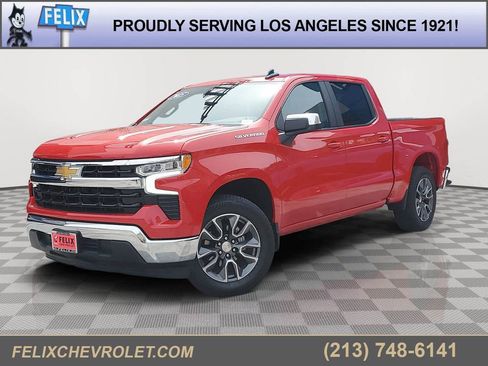 Used 2025 Chevrolet Silverado 1500 LT w/ Convenience Package II image 1