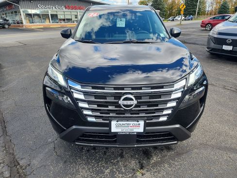 New 2026 Nissan Rogue S image 3