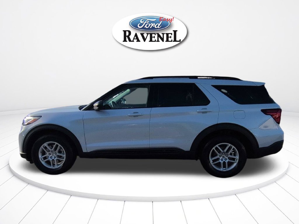 New 2026 Ford Explorer Active RWD image 7