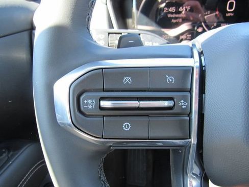 New 2026 GMC Terrain Elevation w/ Elevation Premium Package AWD/4WD image 16