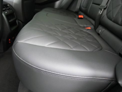 Used 2025 BMW X5 xDrive50e image 17