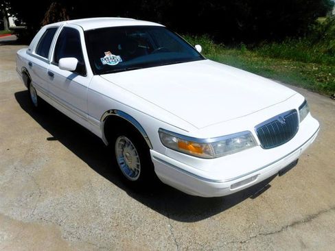 Used 1997 Mercury Grand Marquis LS RWD image 2