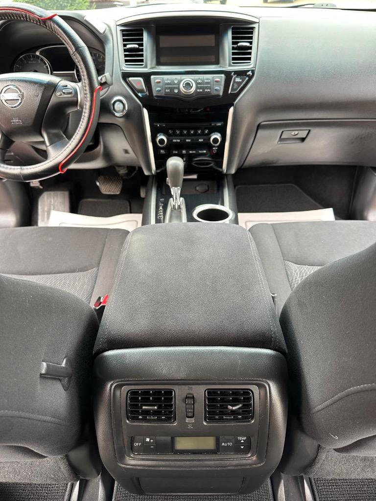 Used 2015 Nissan Pathfinder S FWD image 28