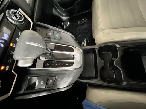Used 2021 Honda CR-V LX image 24