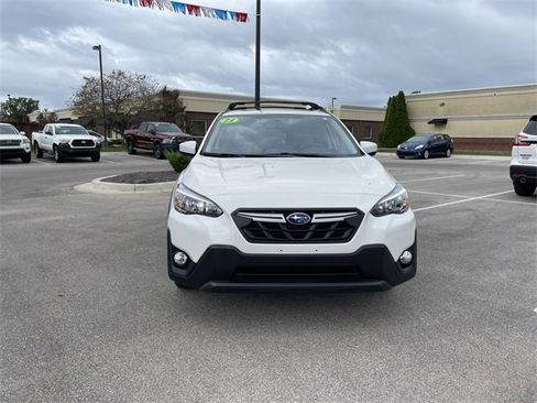 Used 2023 Subaru Crosstrek 2.0i Premium image 15
