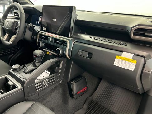 New 2026 Toyota Tacoma TRD Off-Road AWD/4WD image 23