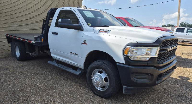 Used 2022 RAM 3500 Tradesman RWD image 4