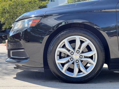 Used 2017 Chevrolet Impala LT FWD image 25