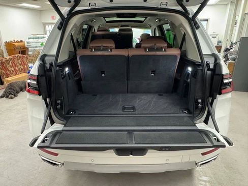Used 2026 BMW X7 xDrive40i AWD/4WD image 34
