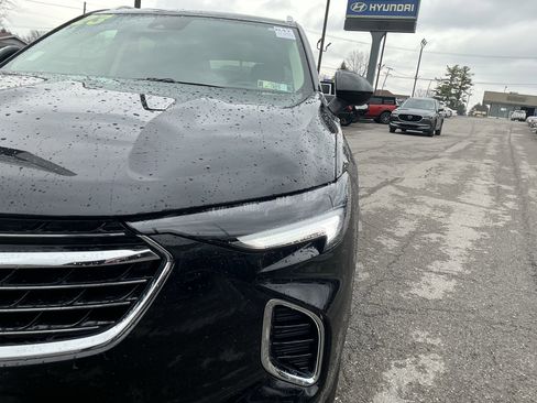 Used 2023 Buick Envision Essence image 10