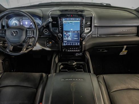 Used 2022 RAM 3500 Limited image 13