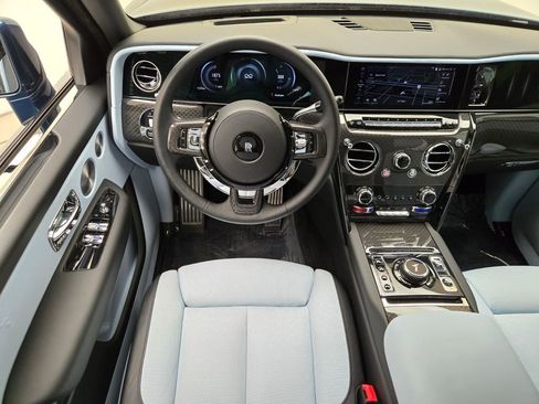 Certified 2025 Rolls-Royce Cullinan Black Badge image 21