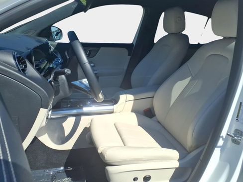 Used 2025 Mercedes-Benz GLA 250 GLA 250 image 1