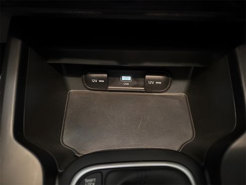 Used 2023 Kia Soul LX image 19