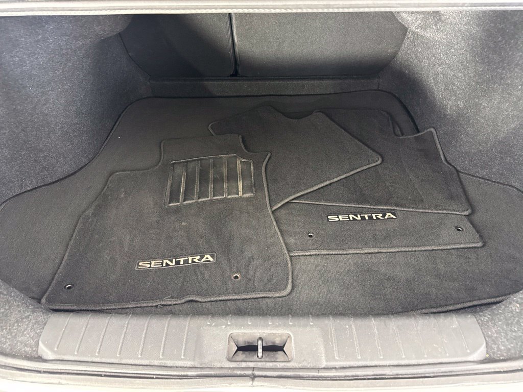 Used 2021 Nissan Sentra SR FWD image 34
