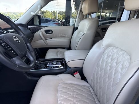 Used 2023 Nissan Armada Platinum w/ Captain's Chairs Package AWD/4WD image 4