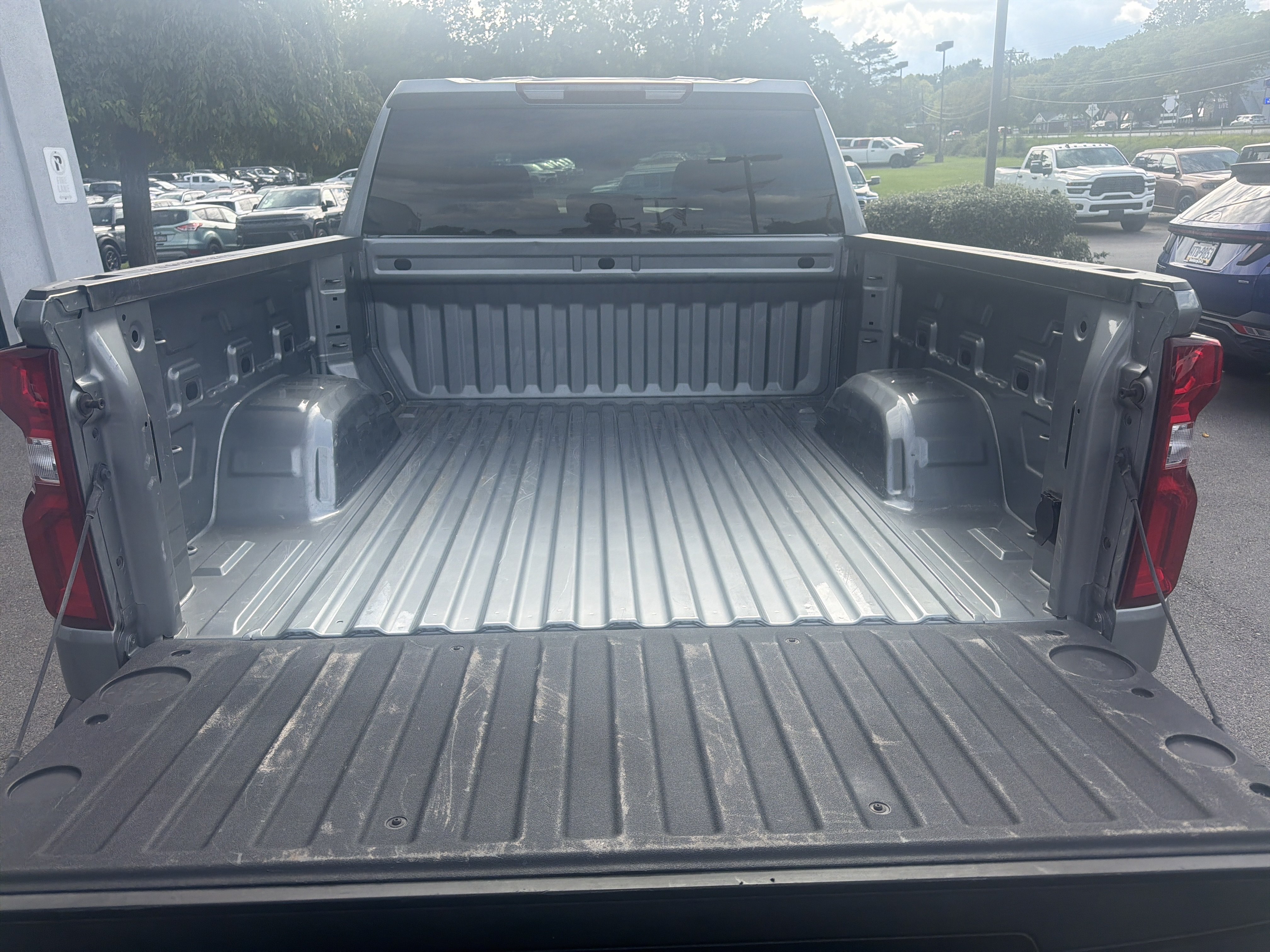 Used 2026 Chevrolet Silverado 1500 RST AWD/4WD image 5