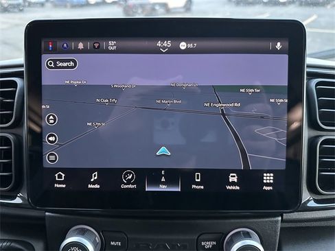 Used 2025 RAM ProMaster 2500 w/ Premium Convenience Group image 28