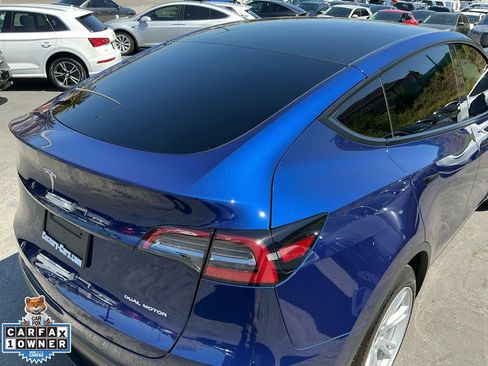 Used 2023 Tesla Model Y Long Range AWD/4WD image 87
