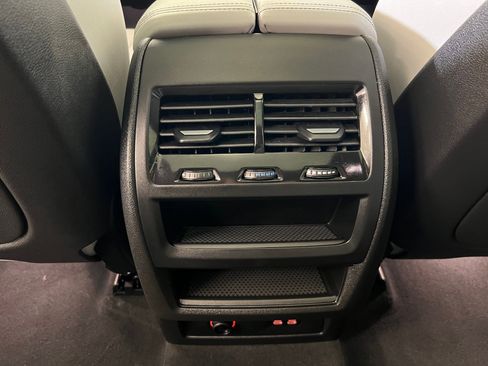 Used 2024 BMW X5 xDrive40i w/ M Sport Package image 34